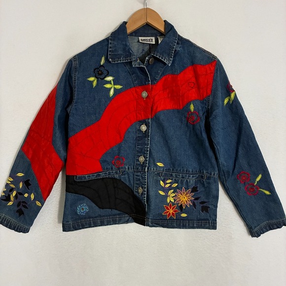 Chicos Embroidered Denim Jacket Womens Size 0 Button Up Applique Boho Floral - Picture 3 of 13